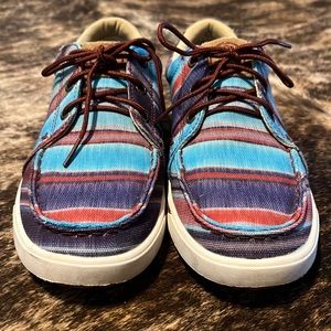 Serape Twisted X shoes size 8.5
